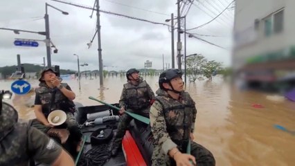 특전사, 폭우지역 수색 지원...11명 구조 / YTN