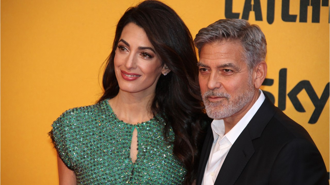 Voici - Georges Clooney, Mandy Moore… : des acteurs de renom se mettent en grève à Hollywood