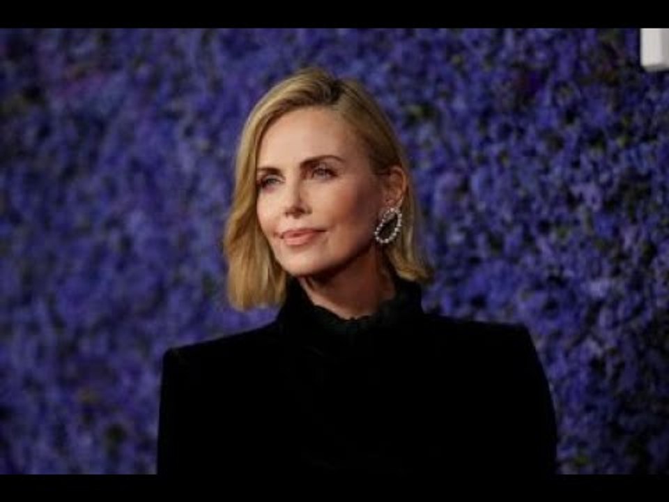 Charlize Theron a élevé ses deux enfants adoptés sans "une tonne d'aide" - Elle est prête à quitte