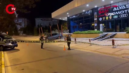 Beylikdüzü’nde motosikletli saldırgan galeriye kurşun yağdırdı