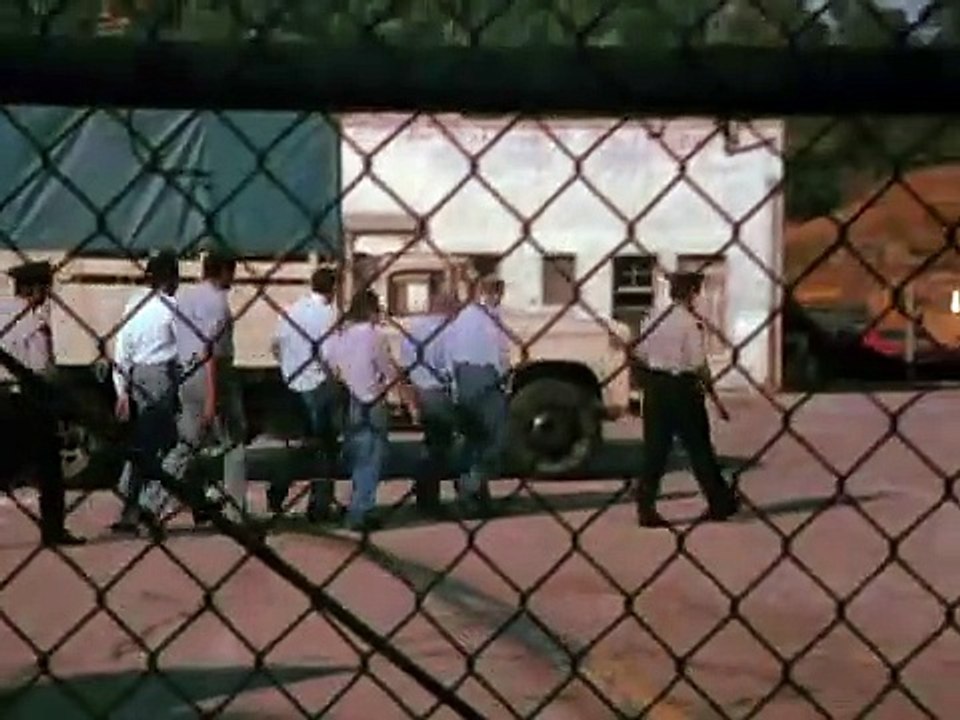 Ein Colt für alle Fälle S01E16-Schneetreiben