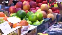 Con il caldo boom dei prezzi di frutta e verdura