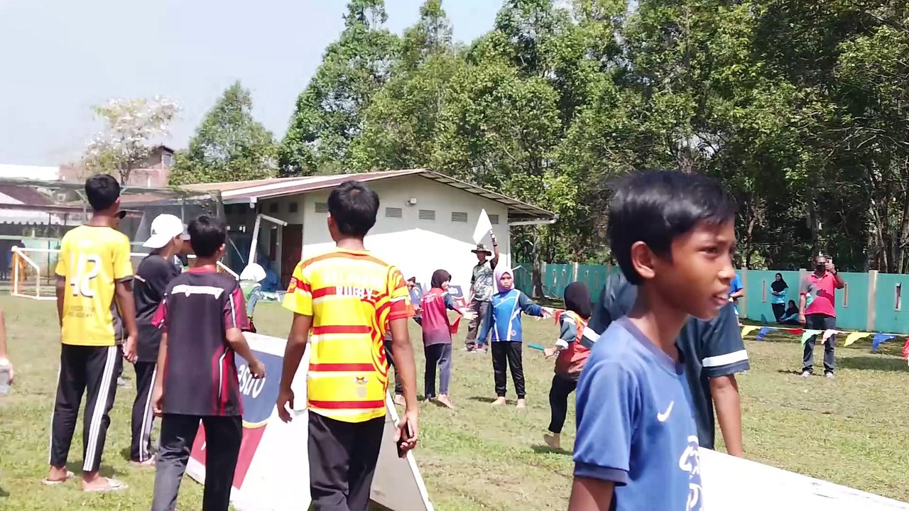 HARI SUKAN 4