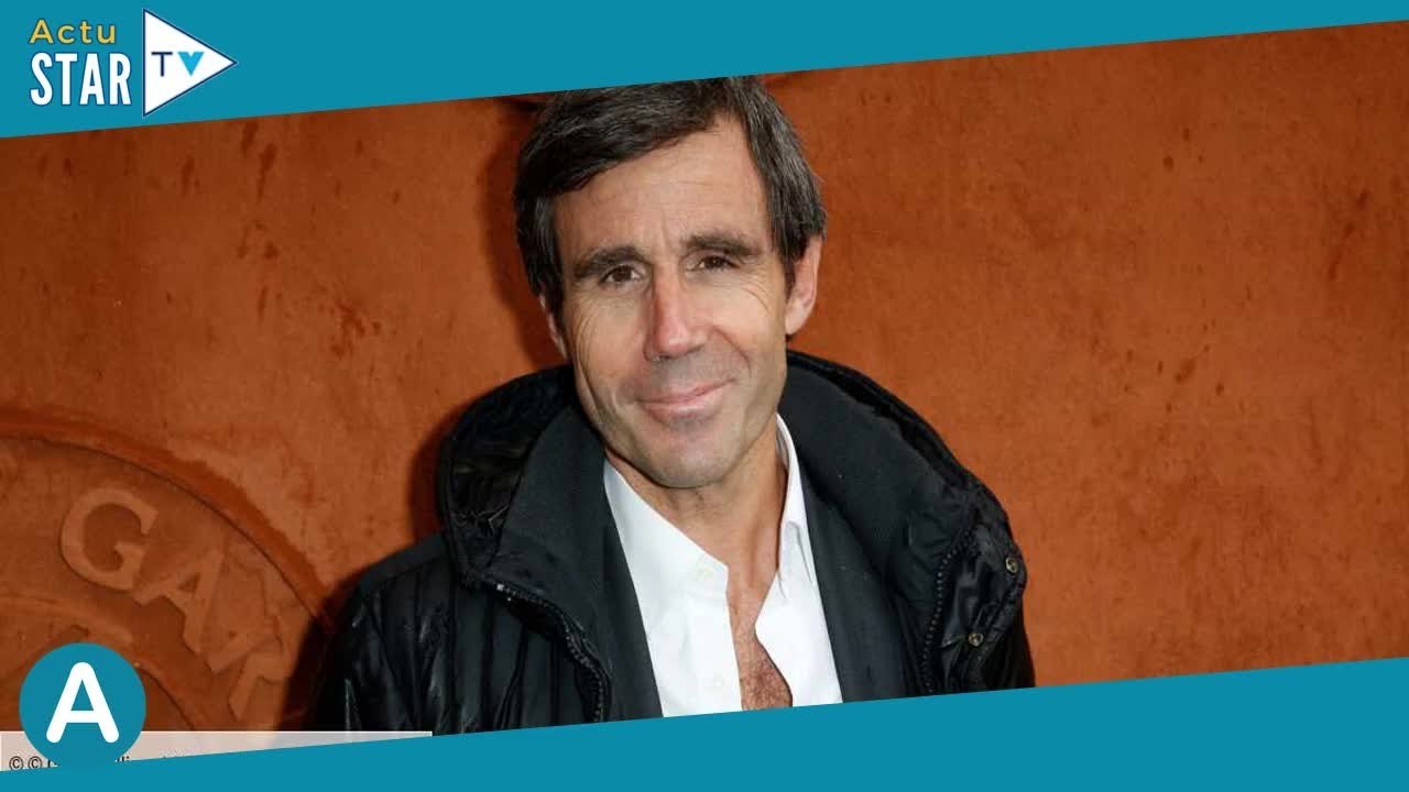 David Pujadas surpris d'entendre l'expression « Inch Allah » dans son émission, le journaliste se dé