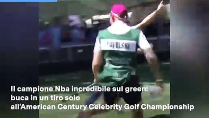 Curry hole-in-one a golf