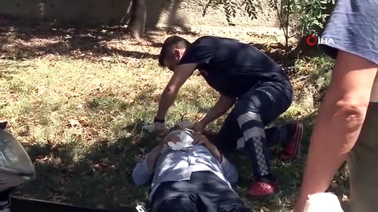 Komşusundan direksiyon dersi alan kadın sürücü kaza yaptı... O anlar kamerada
