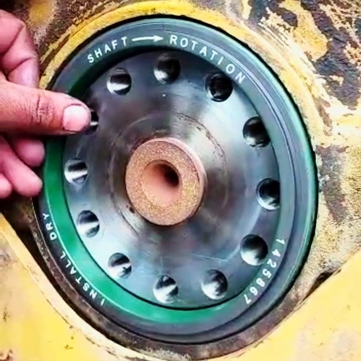 installing engine main seals Work Smarter     Engineering #amazing #work ️ #engine #main #seal