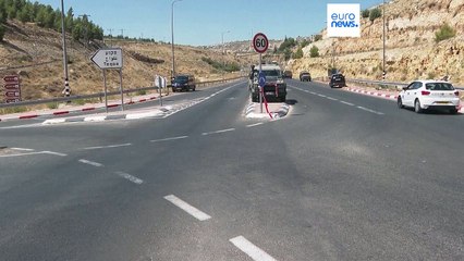 Un pistolero palestino abre fuego contra un coche en Cisjordania ocupada hiriendo a 3 israelíes