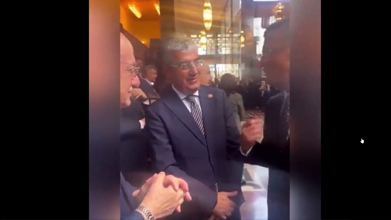 İsmail Kahraman'dan 15 Temmuz anısı: Özgür Özel bana milli görüş ceketini giydirdiniz dedi