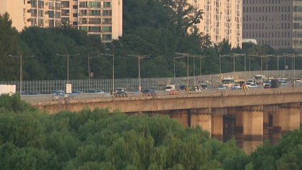 올림픽대로 가양대교~동작대교 양방향 24시간 만에 통행 재개 / YTN