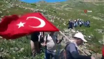 Ascension du sommet de la montagne Yildiz depuis les alpinistes de Sivas