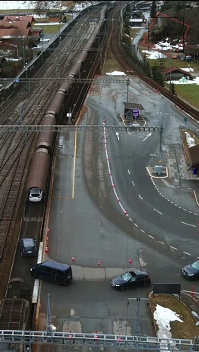 LUFTAUFNAHMEN AUTOVERLAD LÖTSCHBERG     -    https://youtube.com/@BY_FERAM