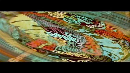 Le Diable à trois Bande-annonce (EN)