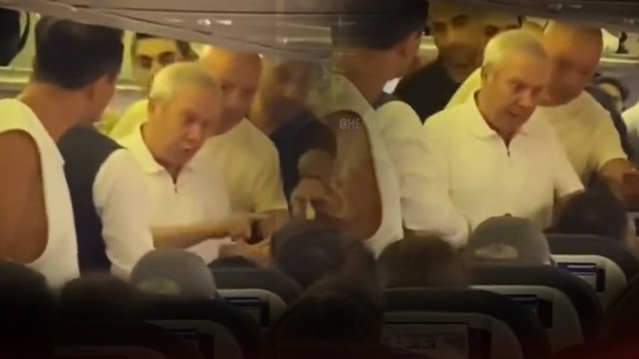 Uçakta kavga çıktı Aziz Yıldırım arada kaldı