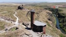 Une «ville aux 40 portes» attire l'attention à Kars Ani Ruins fascine ses visiteurs