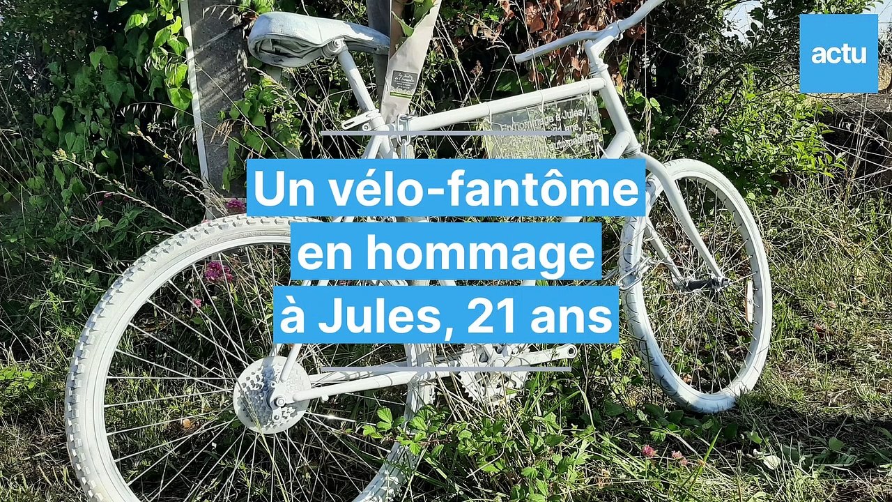 Premier "ghost-bike" installé à Saint-Nazaire, en mémoire de Jules, 21 ans