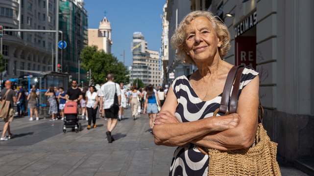 Manuela Carmena: “No hemos sabido romper esa enorme frontera que hay entre la clase política y los ciudadanos”
