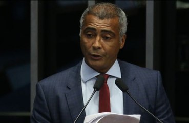 Romário atualiza estado de saúde após ser hospitalizado