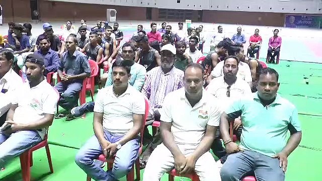 हरेली तिहार के रंग में साराबोर हुआ बहतराई इंडोर स्टेडियम