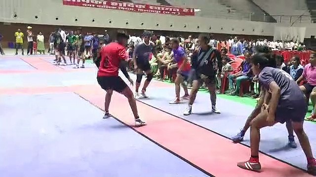 हरेली तिहार के रंग में साराबोर हुआ बहतराई इंडोर स्टेडियम