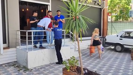 Güzellik merkezine silahlı saldırı: 4 yaralı