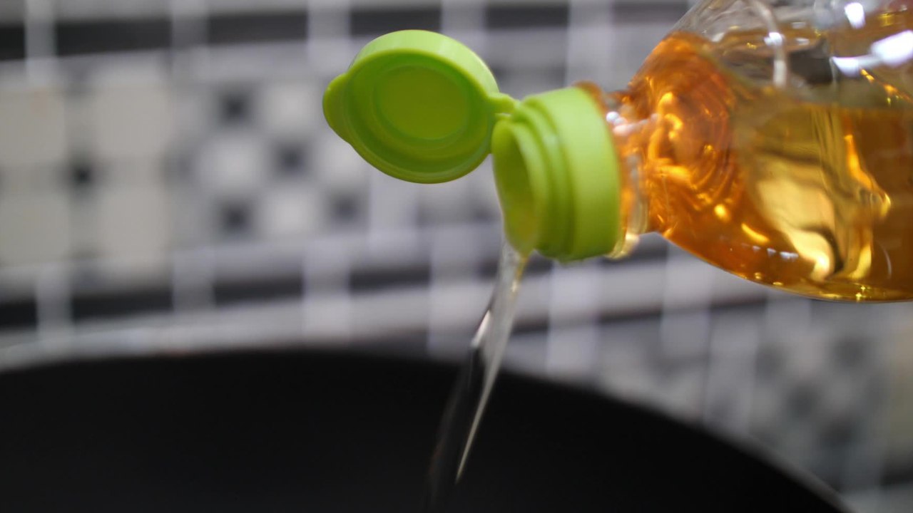 Is canola oil really bad for your health? Here's what the experts have