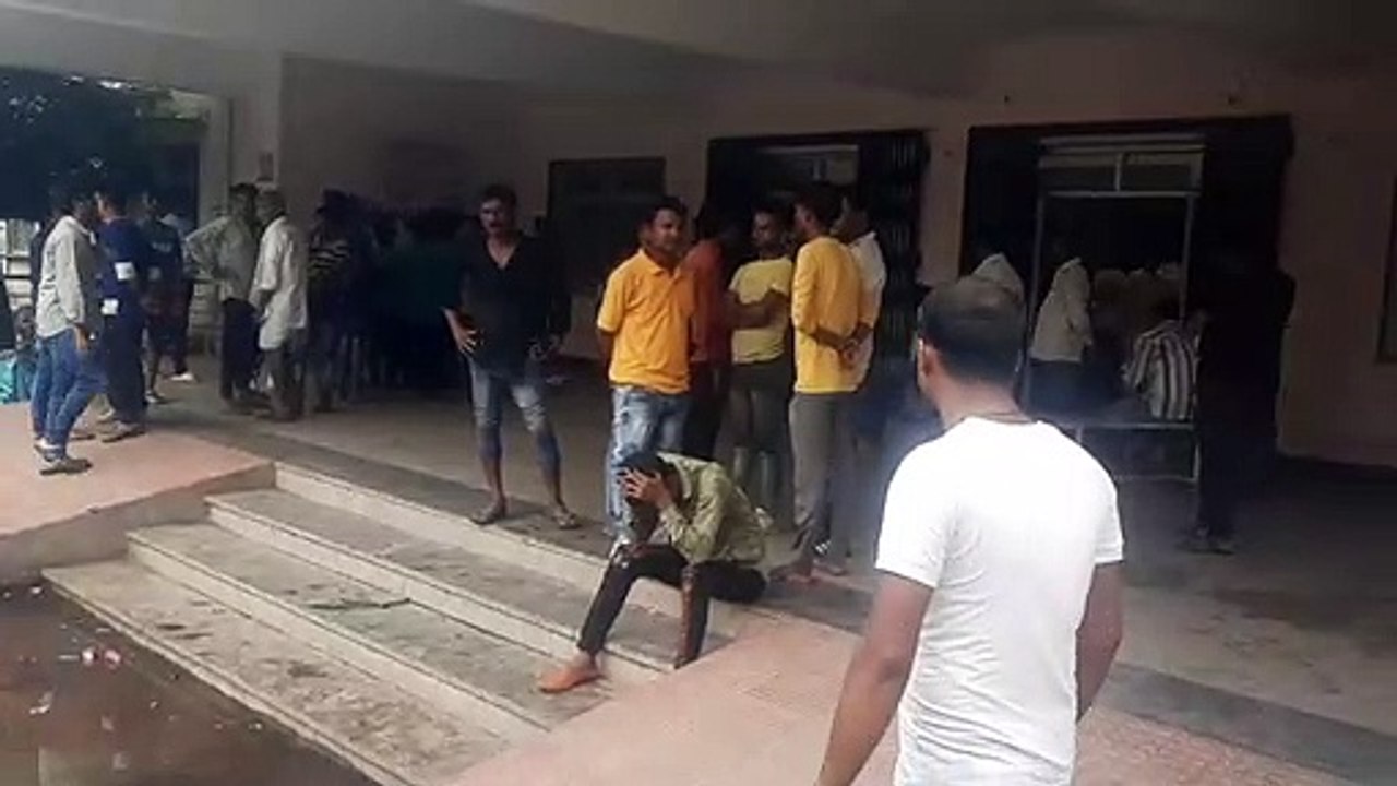 Youth dies due to electrocution while working at home