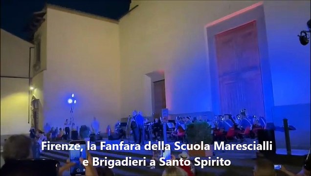 Firenze, la Fanfara della Scuola Marescialli e Brigadieri di Firenze suona a Santo Spirito