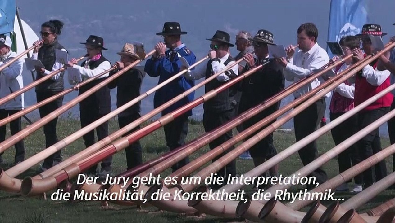 Klang der Berge: Alphorn-Wettbewerb in der Schweiz
