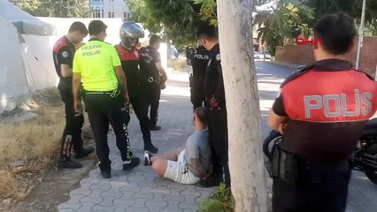 Le frère de l'un des suspects arrêté à la suite d'une poursuite policière à Kahramanmaraş a ouvert le feu au hasard