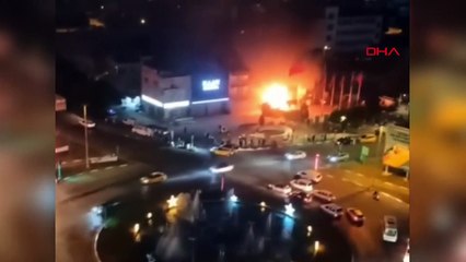 Adana'da Tahta Palet İmalathanesinde Yangın Çıktı