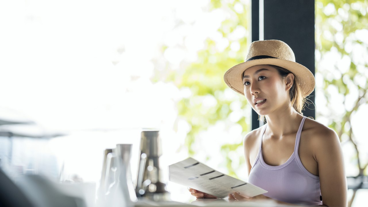 Listing Calorie Counts on Restaurant Menus Might Not Help Us Eat Healthier, According to New Research