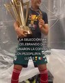 Jugadores de la Selección Mexicana celebran bailando La Bebe de Peso Pluma
