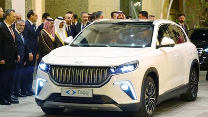 Bin Selman, Erdoğan'ın hediye ettiği TOGG'u kullandı