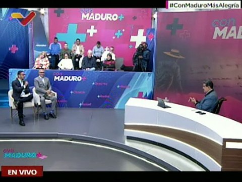 Durante el 17º Festival Mundial de Poesía participan 70 poetas internacionales y 200 nacionales