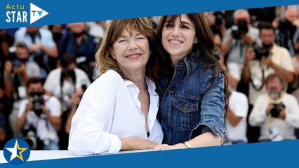 Charlotte Gainsbourg : ses confidences sur sa relation compliquée avec sa mère, Jane Birkin