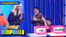 Vice and Vhong laugh at Ogie's box | It's Showtime RamPanalo