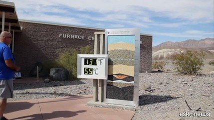 Nella Death Valley (Usa), i 56? diventano un'attrazione per turisti