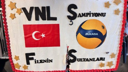 Filenin Sultanları’na gökyüzünde kutlama