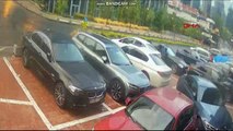 İstanbul'da Lüks Otomobillerin Hayalet Ekranını Çalan Şüpheliler Yakalandı