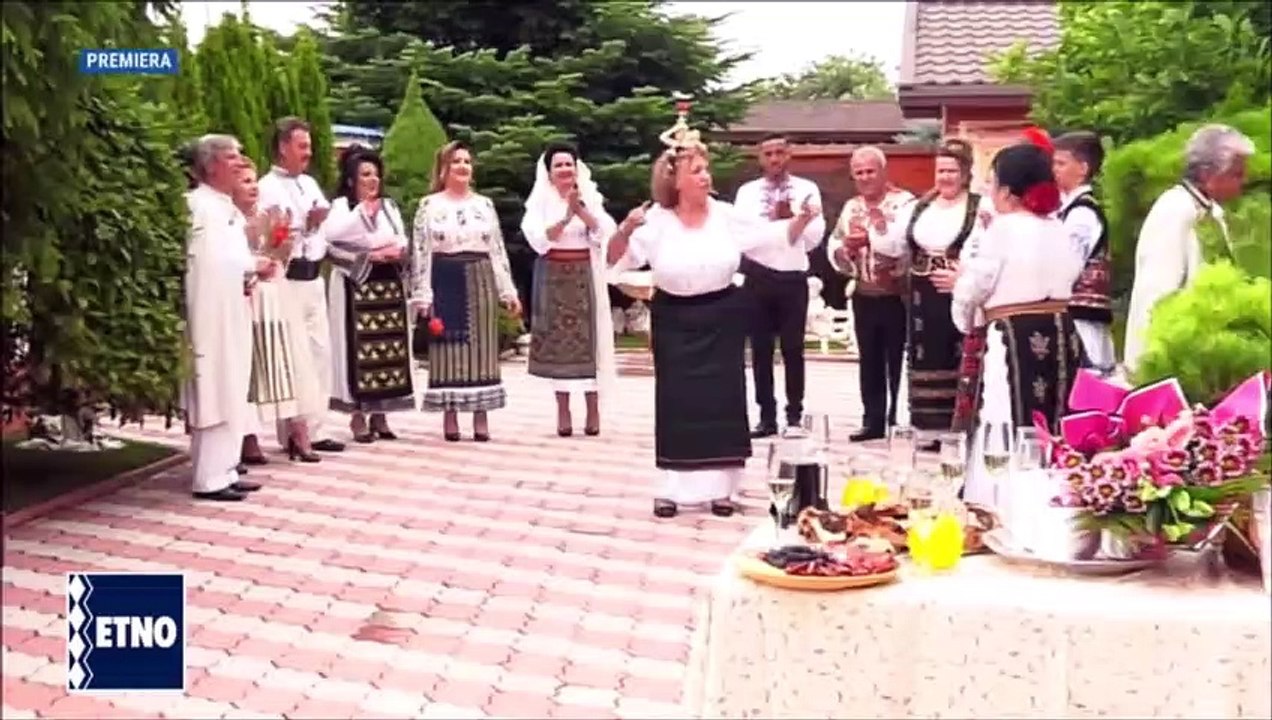 Elena Padure - Hora Bucovinei (Seara romaneasca - ETNO TV - 17.07.2023)