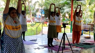 साइटिका से छुटकारा पाएं और साइटिका के दर्द के लिए योग _ Sciatica Yoga & Exercise