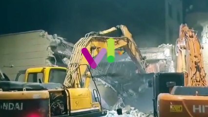 DETIK-DETIK Buldoser Cabik Masjid Berusia 300 Tahun