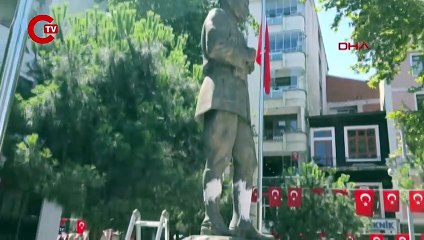 Balyozla Atatürk heykeline saldırmıştı... Gözaltına alındı!