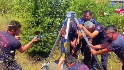 Marché de la vie dans le puits： Le technicien de la carte est tombé dans le puits, les équipes ont transpiré pendant des minutes pour le sortir