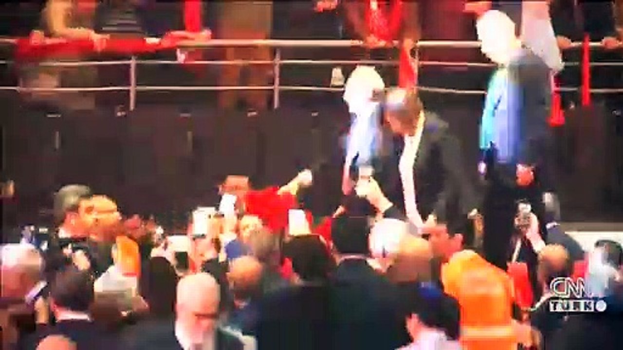 Gürsel Tekin'den genel başkanlık çıkışı