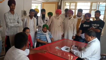 अघोषित विद्युत कटौती से परेशान ग्रामीणों ने जताया विरोध