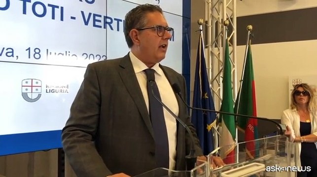Gas, Toti: nave rigassificatrice collocata a largo di Vado Ligure