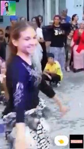 Turkish dance by beautiful girl