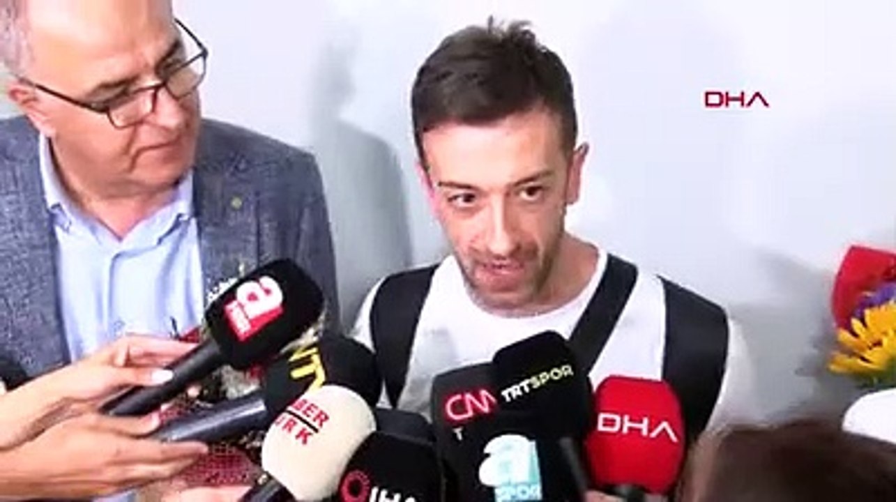 TVF Başkanı Üstündağ, başantrenör Santarelli ve kaptan Eda Erdem'in açıklamaları